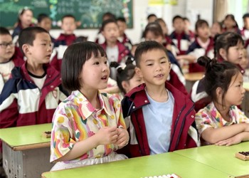 萌动成长，小学探秘欢乐行
